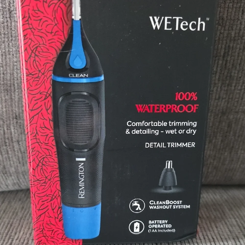 Remington WE Tech Black and Blue Detail Trimmer, Waterproof, New, Battery Inc.